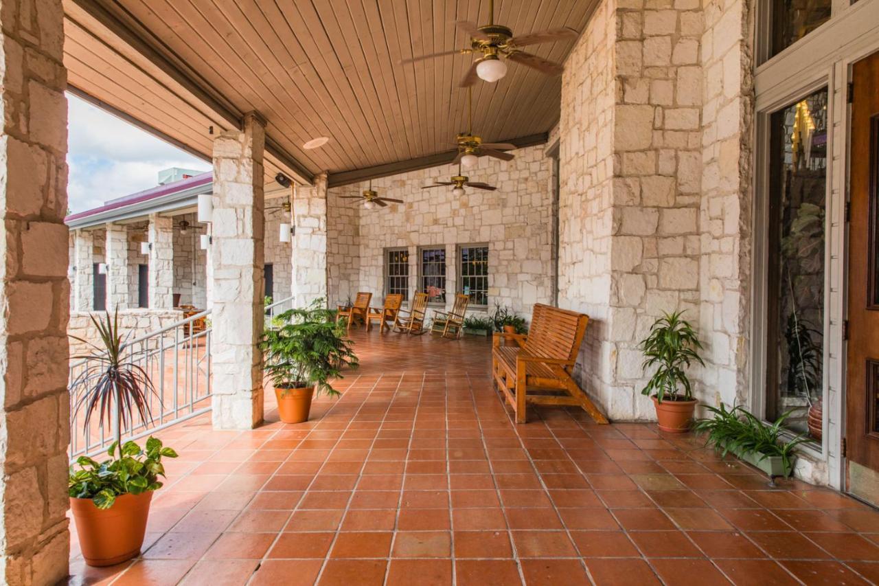 Y O Ranch Hotel And Conference Center Kerrville Εξωτερικό φωτογραφία