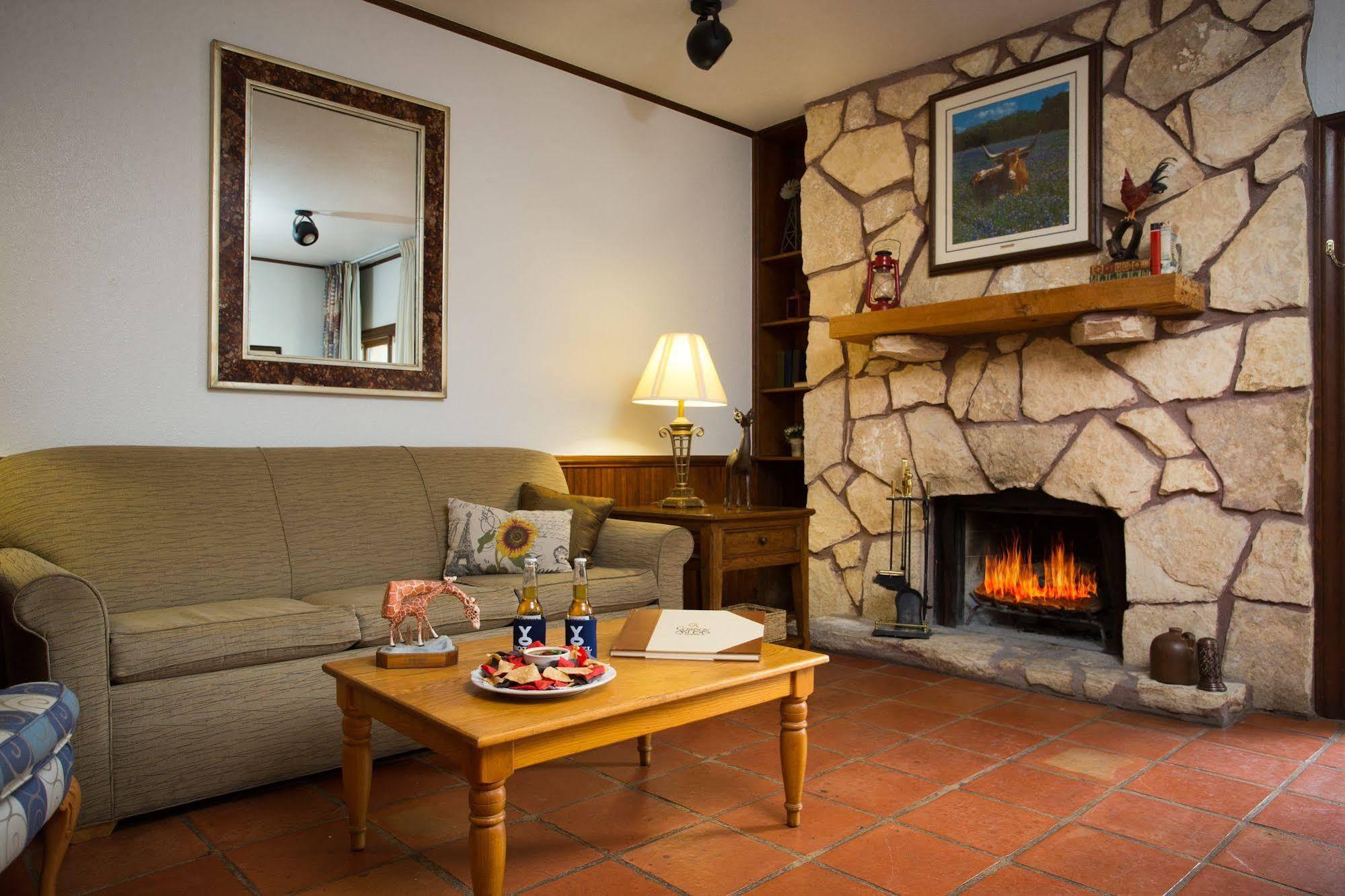 Y O Ranch Hotel And Conference Center Kerrville Εξωτερικό φωτογραφία