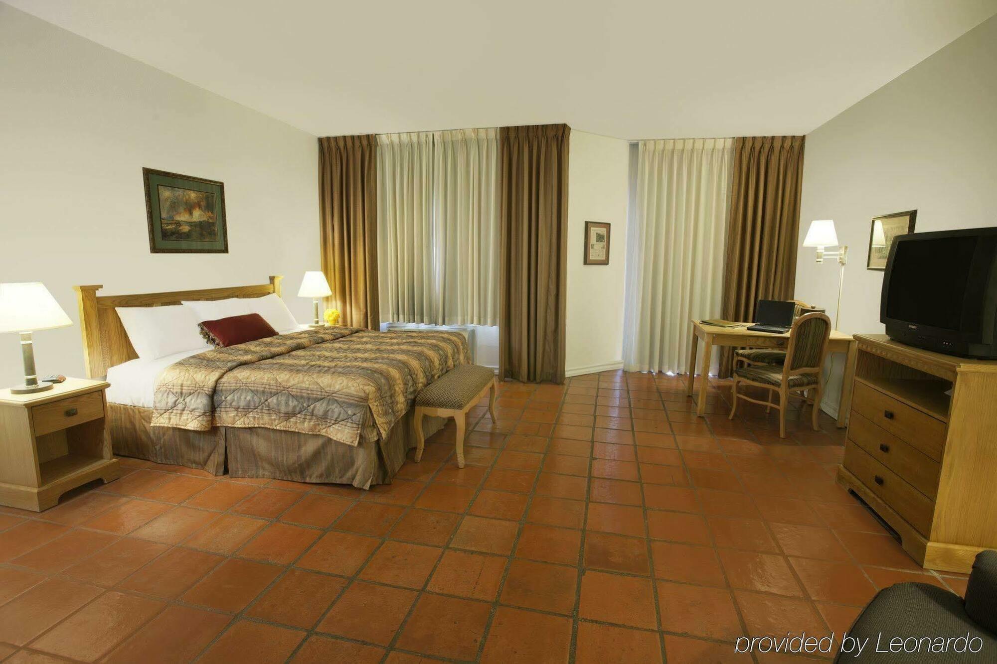 Y O Ranch Hotel And Conference Center Kerrville Δωμάτιο φωτογραφία