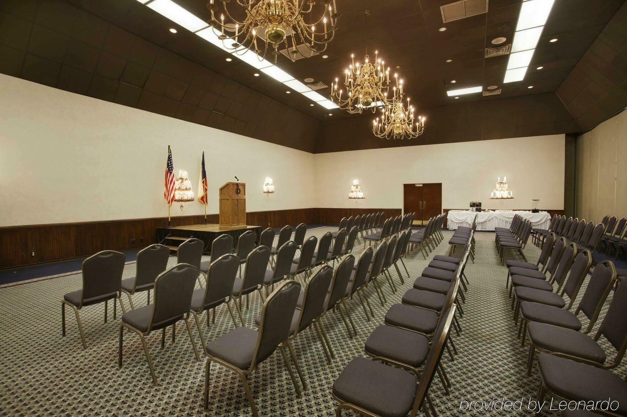 Y O Ranch Hotel And Conference Center Kerrville Επιχειρήσεις φωτογραφία