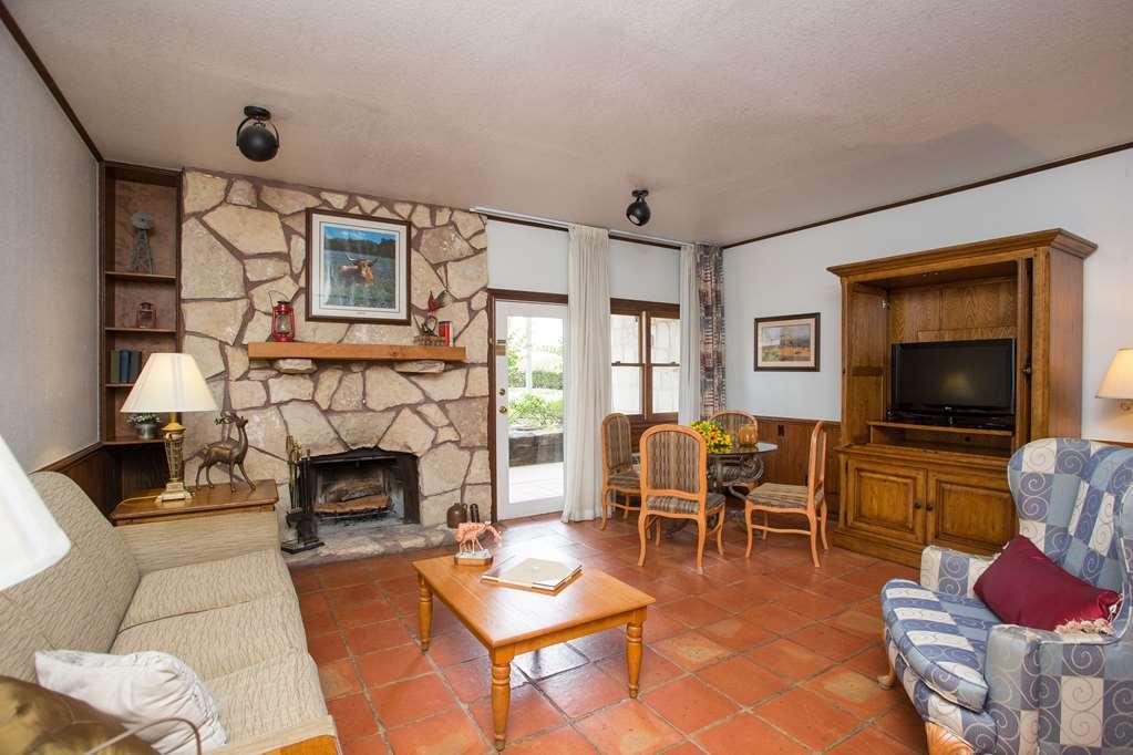 Y O Ranch Hotel And Conference Center Kerrville Δωμάτιο φωτογραφία